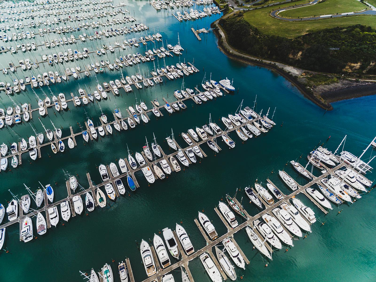 Overhead view of boats in harbor